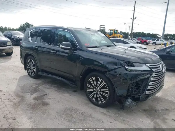 JTJGB7CX2S4072854 2025 LEXUS LX - Image 1