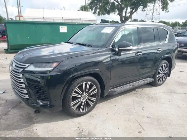 JTJGB7CX2S4072854 2025 LEXUS LX - Image 2