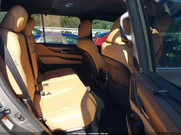JTJGB7CX3R4066099 2024 LEXUS LX - Image 8