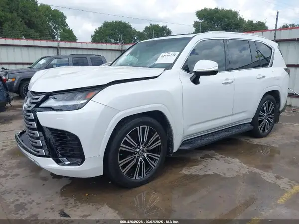 JTJGB7CX6R4057638 2024 LEXUS LX - Image 2