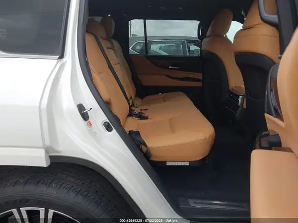 JTJGB7CX6R4057638 2024 LEXUS LX - Image 8