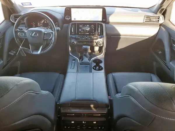 JTJGB7CXXR4042611 2024 LEXUS LX - Image 8