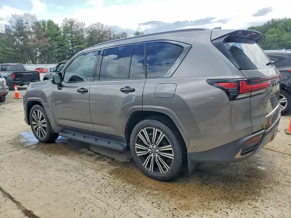 JTJGD7CX4T4011453 2026 LEXUS LX - Image 2
