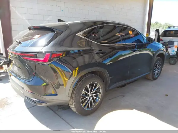 2022 LEXUS NX IAAI lot 42394825 auction photo 4