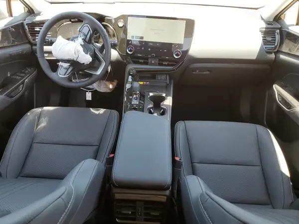 JTJGKCEZ1S2052193 2025 LEXUS NX - Image 8
