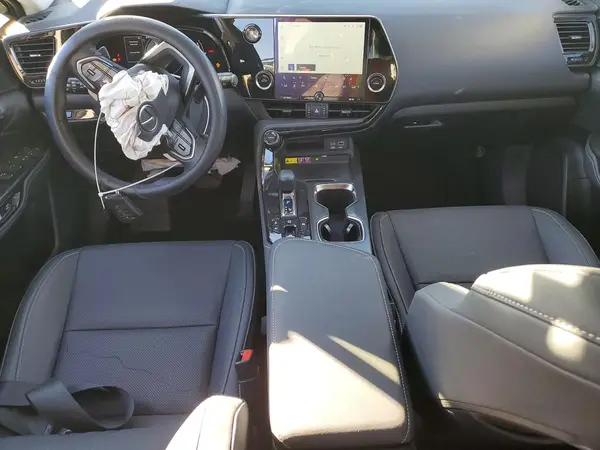 JTJGKCEZ2R2024641 2024 LEXUS NX - Image 8