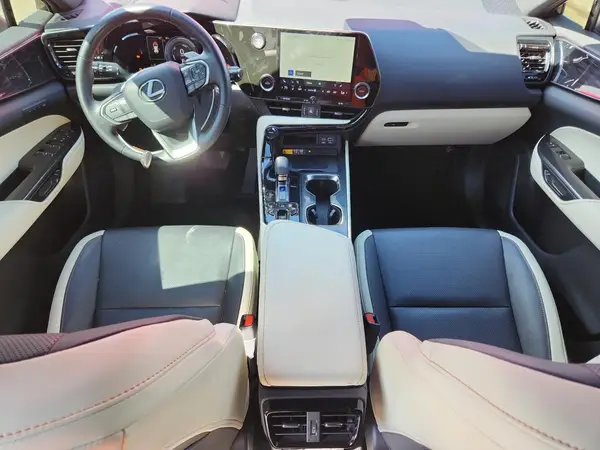 JTJGKCEZ4R2024107 2024 LEXUS NX - Image 8