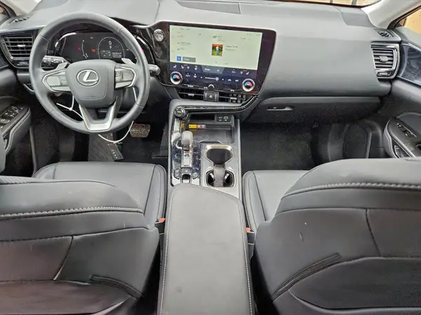 JTJGKCEZ8S2055673 2025 LEXUS NX - Image 8