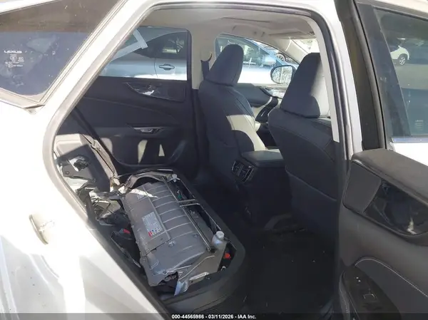 JTJGKCEZ9R2037595 2024 LEXUS NX - Image 8