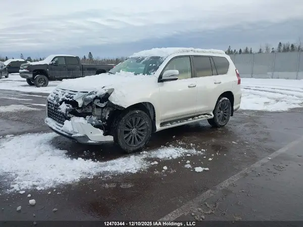 JTJGM7BX0M5280806 2021 LEXUS GX - Image 2