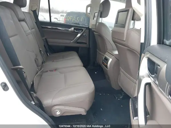 JTJGM7BX0M5280806 2021 LEXUS GX - Image 8