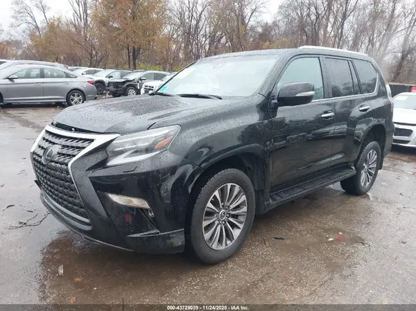 JTJGM7BX0N5332422 2022 LEXUS GX - Image 2