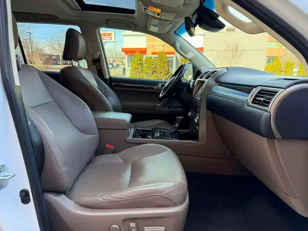 JTJGM7BX1M5294262 2021 LEXUS GX - Image 8