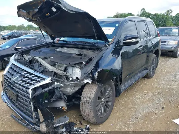 JTJGM7BX1N5321302 2022 LEXUS GX - Image 2