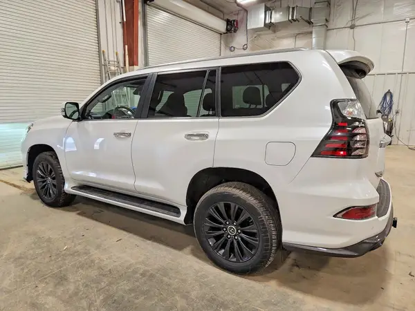 JTJGM7BX3P5362808 2023 LEXUS GX - Image 2