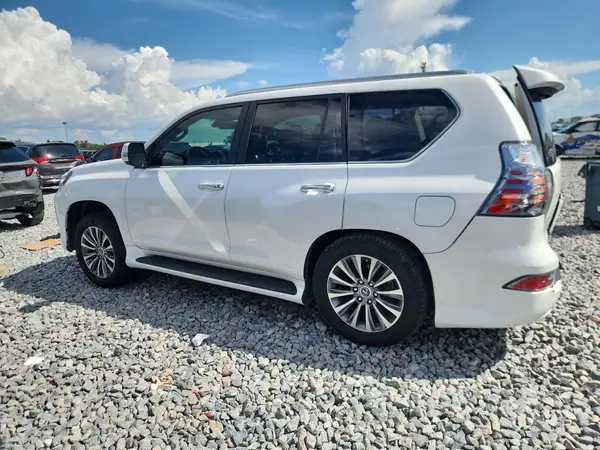 JTJGM7BX4L5259004 2020 LEXUS GX - Image 2