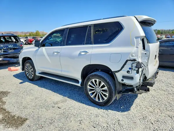 JTJGM7BX4P5370075 2023 LEXUS GX - Image 2