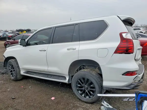 JTJGM7BX7L5243038 2020 LEXUS GX - Image 2