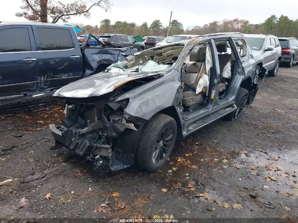 JTJGM7BX7N5330988 2022 LEXUS GX - Image 2