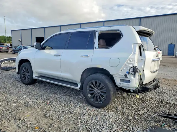 JTJGM7BX7P5367736 2023 LEXUS GX - Image 2