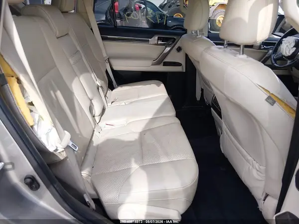 JTJGM7BX8M5282271 2021 LEXUS GX - Image 8