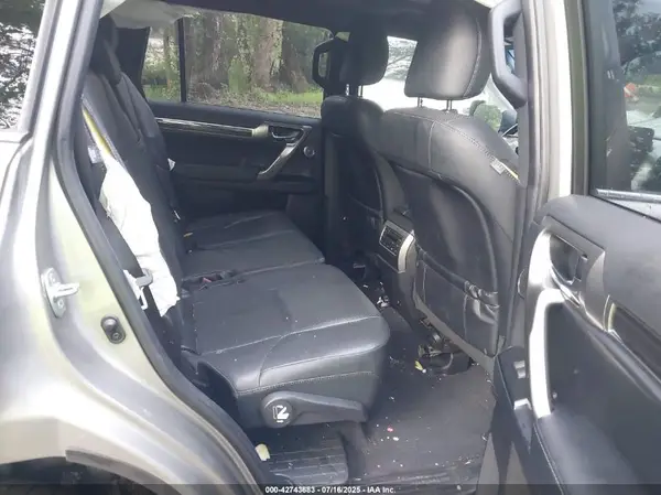 JTJGM7BX8N5324908 2022 LEXUS GX - Image 8