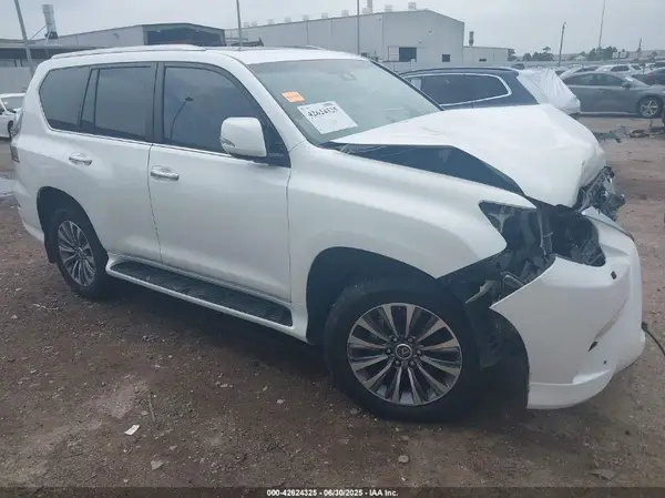 JTJGM7BXXN5323453 2022 LEXUS GX - Image 1