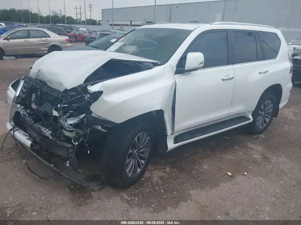 JTJGM7BXXN5323453 2022 LEXUS GX - Image 2