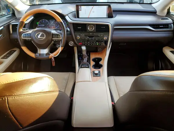 JTJGZKCA0J2001009 2018 LEXUS RX - Image 8