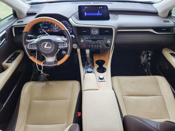 JTJGZKCA0J2007800 2018 LEXUS RX - Image 8