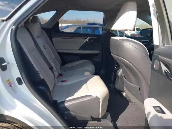 JTJGZKCA1J2008504 2018 LEXUS RX - Image 8