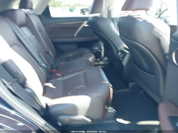 JTJGZKCA2J2001240 2018 LEXUS RX - Image 8