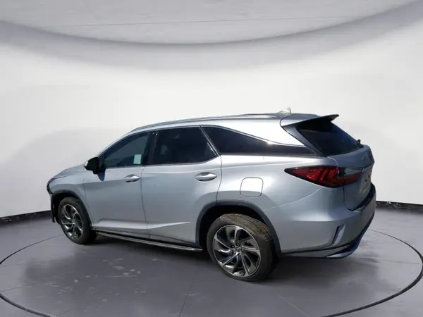 JTJGZKCA2J2004509 2018 LEXUS RX - Image 2