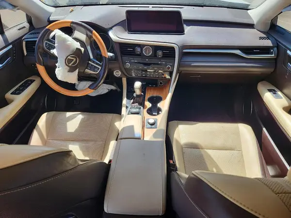 JTJGZKCA2J2007054 2018 LEXUS RX - Image 8