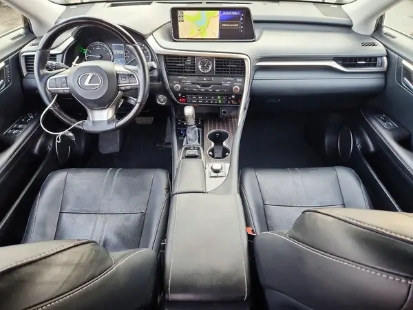 JTJGZKCA2J2008107 2018 LEXUS RX - Image 8