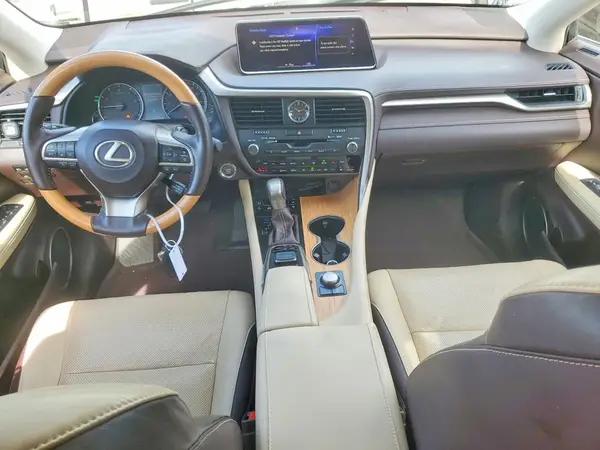 JTJGZKCA2K2014121 2019 LEXUS RX - Image 8