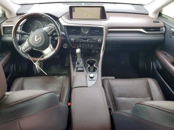 JTJGZKCA3J2000632 2018 LEXUS RX - Image 8