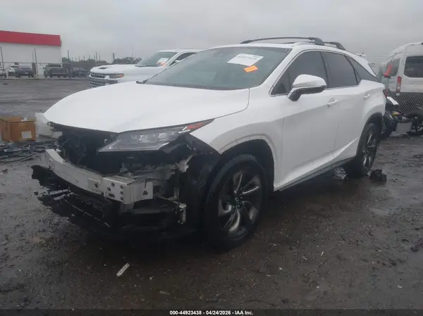 JTJGZKCA3J2005507 2018 LEXUS RX - Image 2