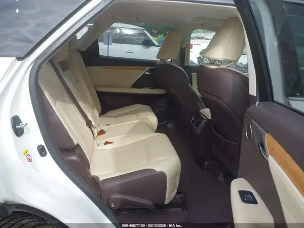 JTJGZKCA4J2001062 2018 LEXUS RX - Image 8