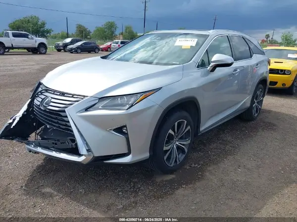 JTJGZKCA4J2003135 2018 LEXUS RX - Image 2