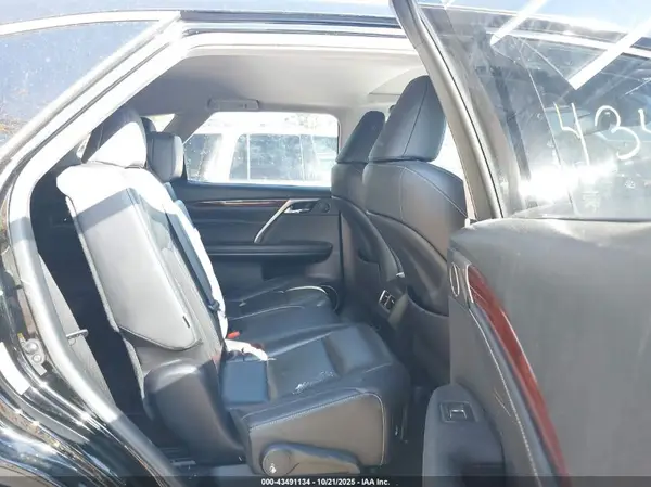 JTJGZKCA4J2007010 2018 LEXUS RX - Image 8