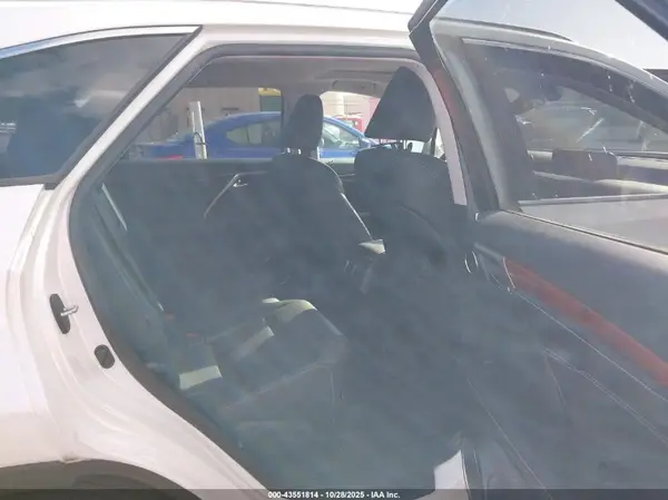 JTJGZKCA5J2003242 2018 LEXUS RX - Image 8