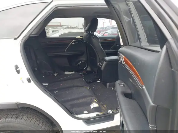 JTJGZKCA7J2000181 2018 LEXUS RX - Image 8