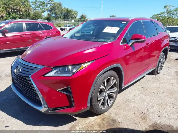 JTJGZKCA7K2011070 2019 LEXUS RX - Image 2