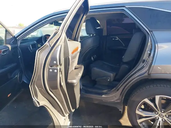 JTJGZKCA7K2012641 2019 LEXUS RX - Image 8