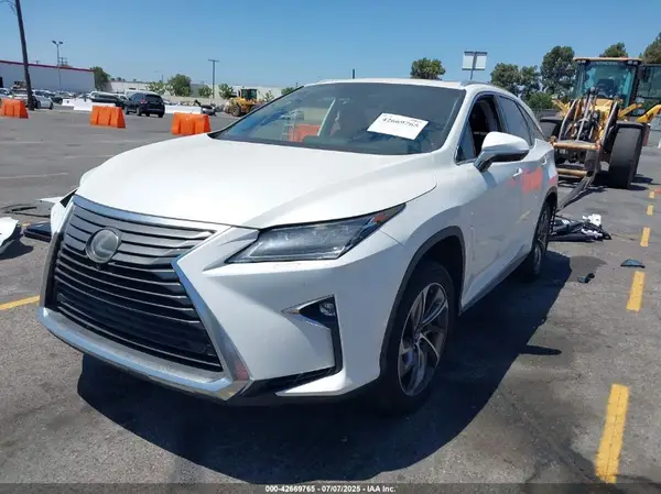 JTJGZKCA8J2003137 2018 LEXUS RX - Image 2