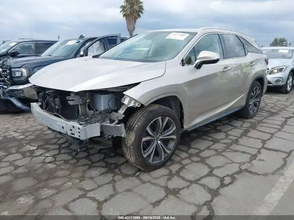 JTJGZKCA8K2013054 2019 LEXUS RX - Image 2