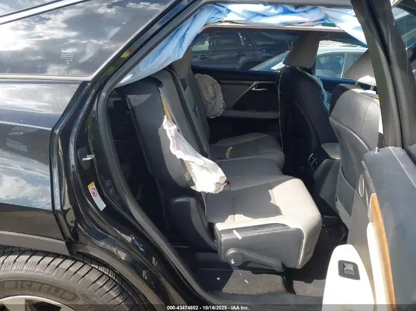 JTJGZKCA9J2000859 2018 LEXUS RX - Image 8