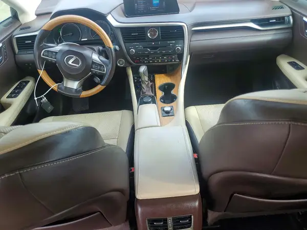 JTJGZKCA9J2002174 2018 LEXUS RX - Image 8