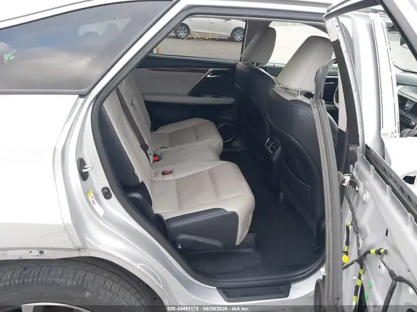 JTJGZKCA9J2002448 2018 LEXUS RX - Image 8